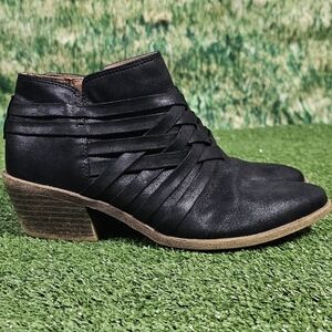 LIFE STRIDE | PRAIRIE WOVEN LOW-ANKLE BOOTIES